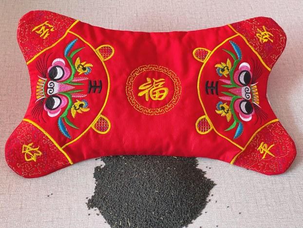 婴幼儿蚕砂枕（老虎枕）